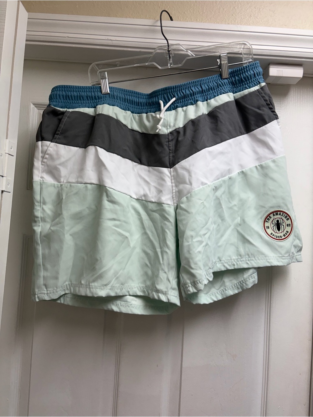 Disney Spider-Man Men XL Colorblock Swim Shorts